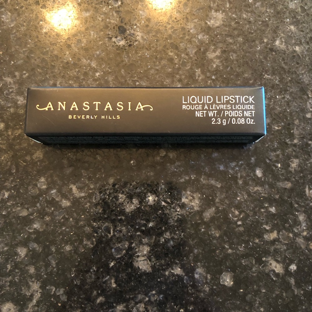 NIB Anastasia Liquid Lipstick color CRUSH